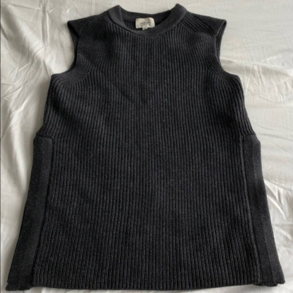 Aritzia Wilfred Sleeveless Sweater NWOT